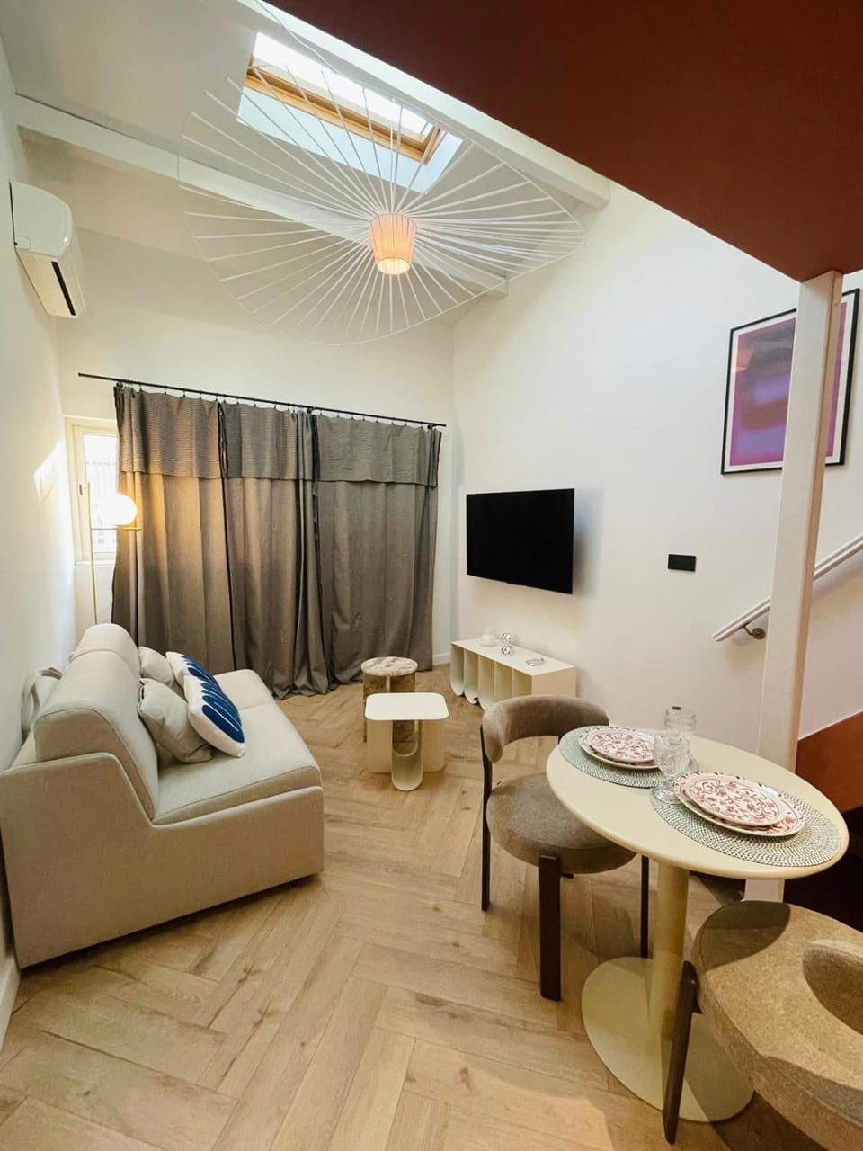 Communal lounge/ TV room, TV and multimedia, Evening entertainment, air conditioner