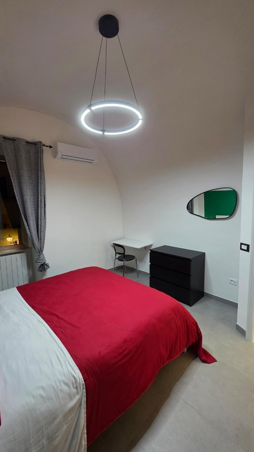 Bed, Bedroom, heating, air conditioner