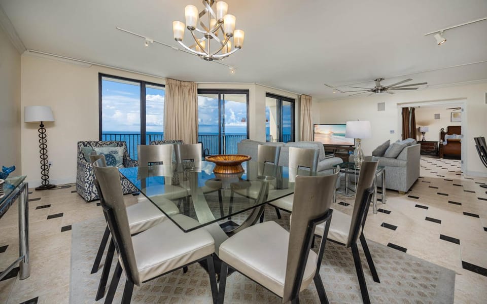Phoenix X 1509 Apartment in Ono Island