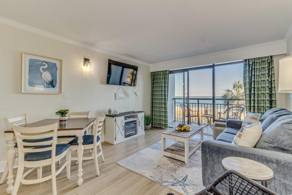 Panoramic 1BR Oceanfront View Suite CR229 Apartment in Myrtle Beach
