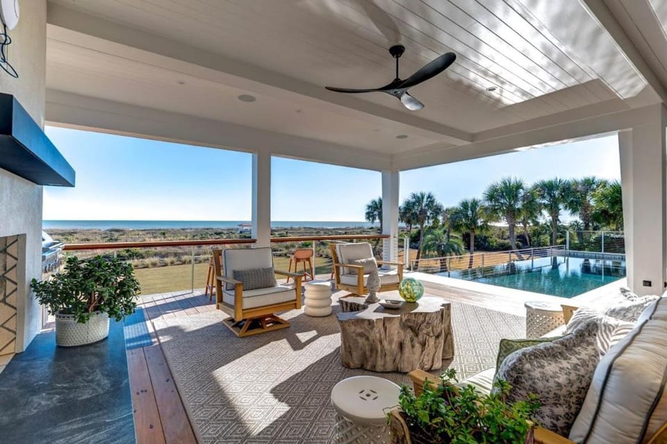 Brand New Custom Oceanfront home- Stunning views, 6 bd, pool, elevator House in Isle of Palms