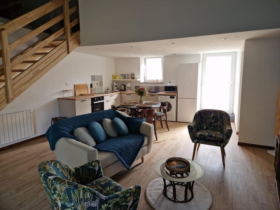 Lounge or bar