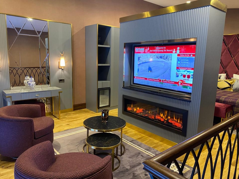Seating area, flat iron