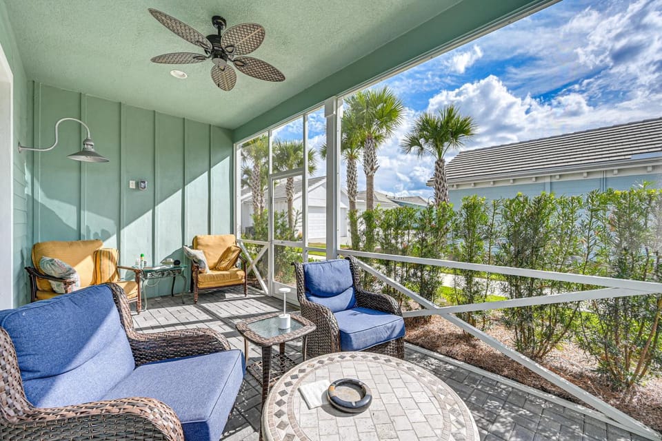 3 Mi to Naples Beach! Couple's Resort Getaway House in Collier County