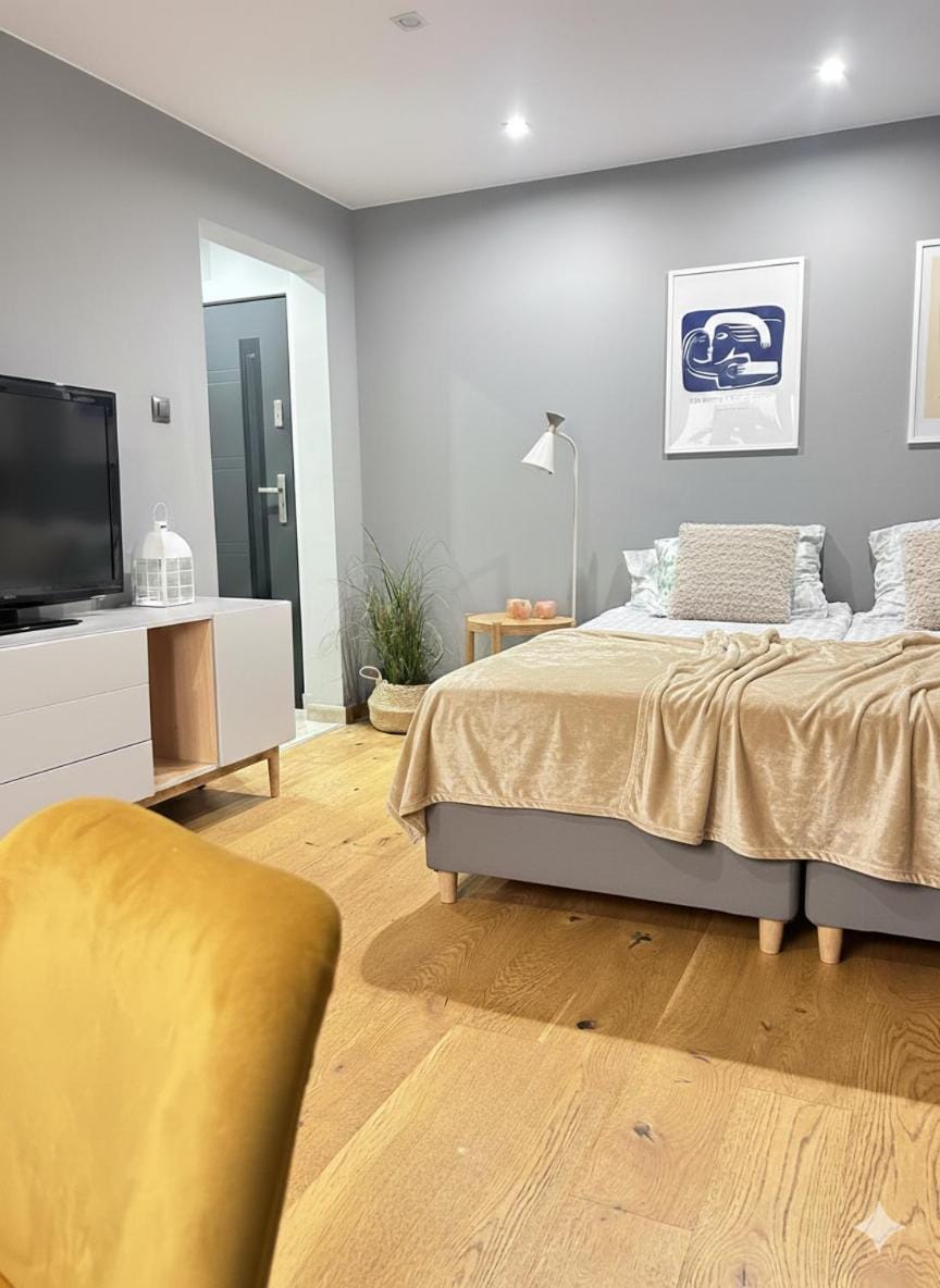 Apartament Tęczowy Tukan Apartment in Pomeranian Voivodeship