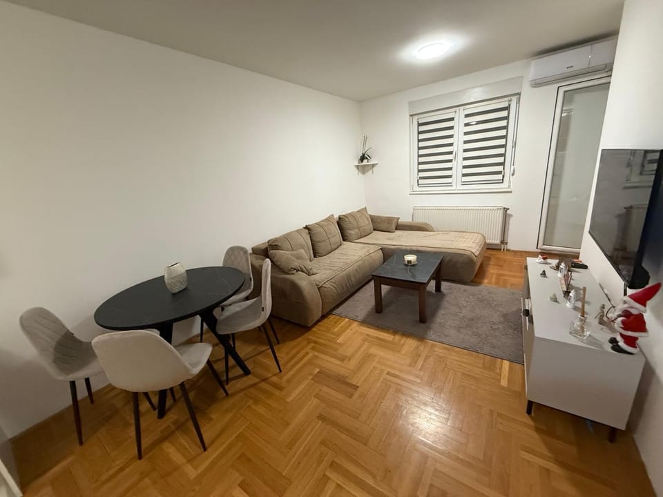Soflux Apartment in Novi Sad