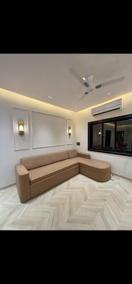 Living room, Seating area, air conditioner