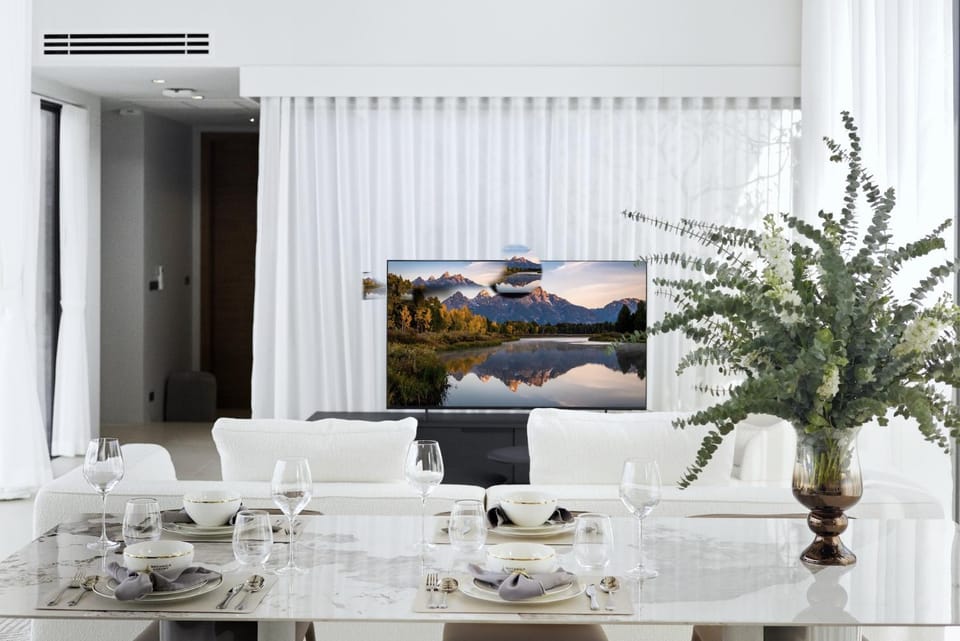 TV and multimedia, Living room, Decorative detail, Dining area