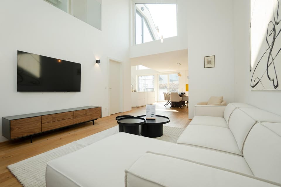 Spacious and Stylish Two-Level Retreat Apartment in Vienna