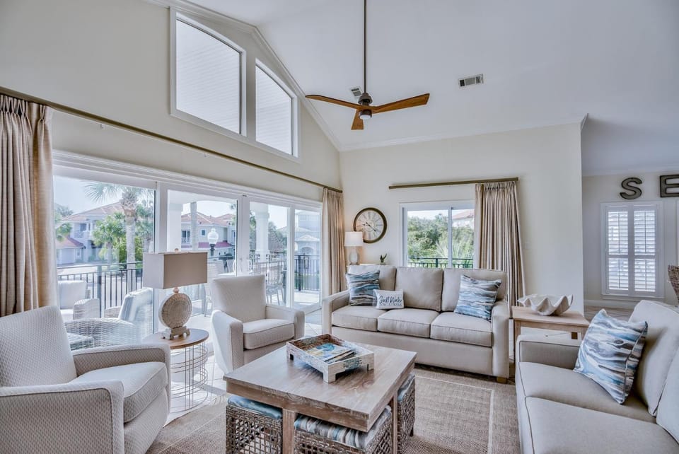 SeaSalt Retreat House in Destin