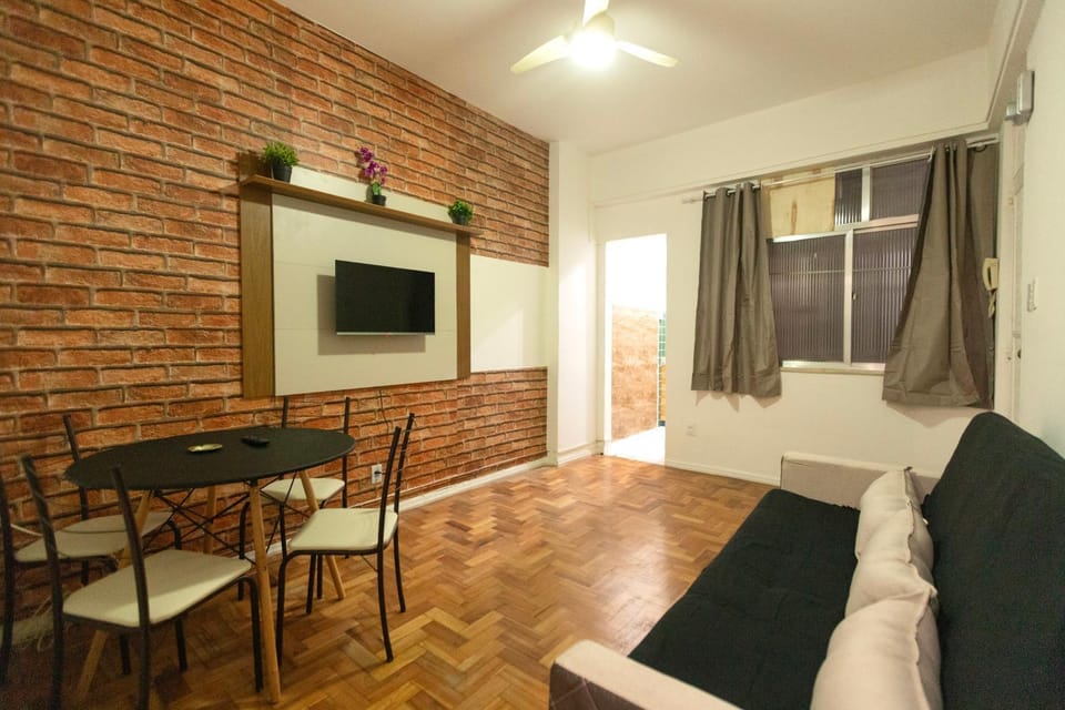 TV and multimedia, Living room, Dining area