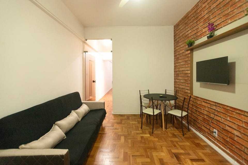 Communal lounge/ TV room, Living room, Dining area