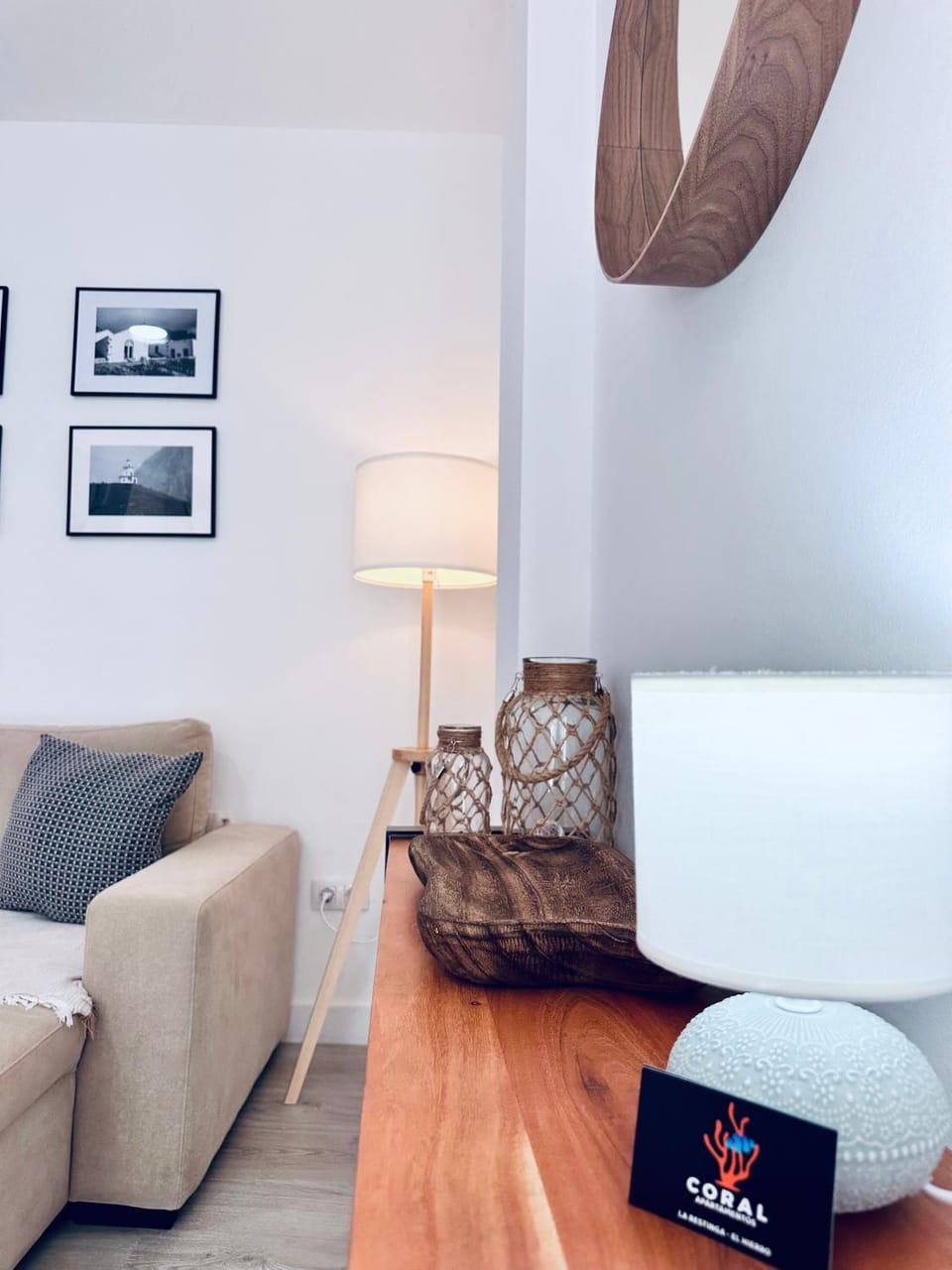 Living room, Decorative detail