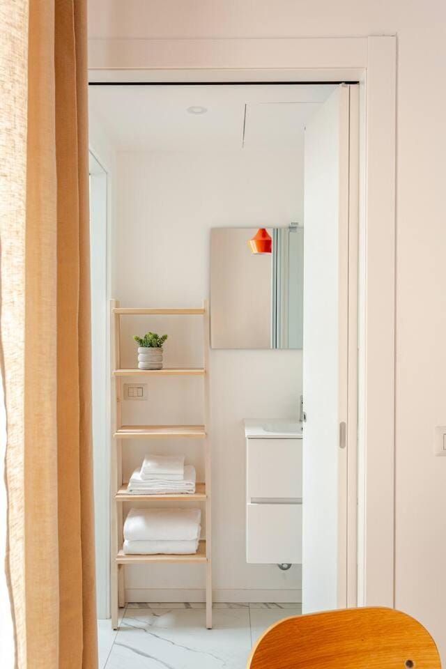 Casa Noi - Stadium, Exhibition, M5 and Thermal Baths Apartment in Milan