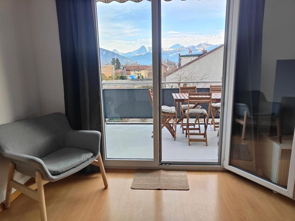 Thun Mountain View Stay – Central & Quiet Apartment in Canton of Bern (Region)