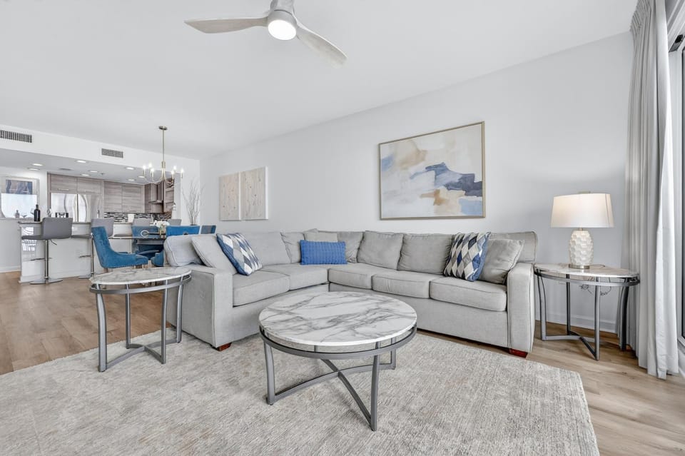 Sterling Shores 1013 Apartment in Destin