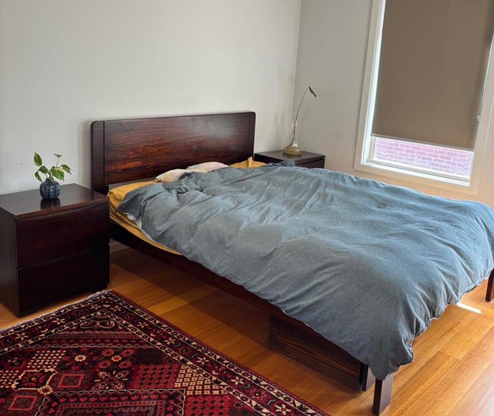 Cozy 2BDR Ivanhoe Unit with Modern Amenities Apartment in Melbourne