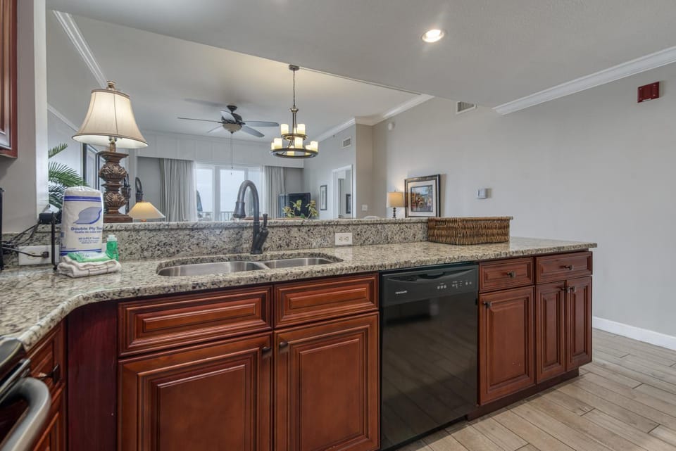 The Inn At Crystal Beach #103 Apartment in Destin