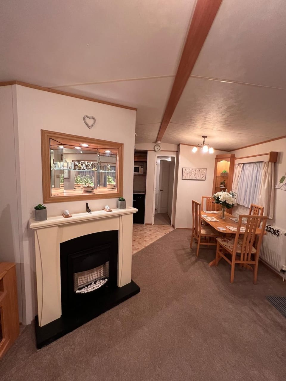 A & C Coastal Hideaway with outside Decking Apartment in Mersea Island