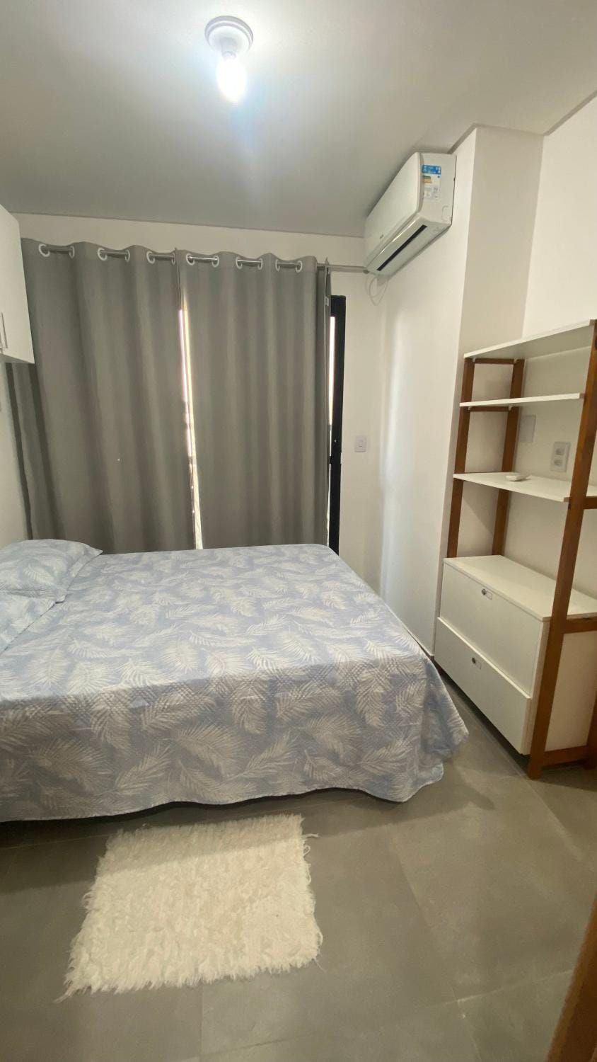 Bedroom, locker, air conditioner