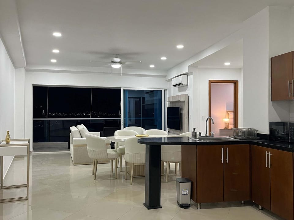 New apartment with a beautiful view 2002 By Huespedia Apartment in Cartagena