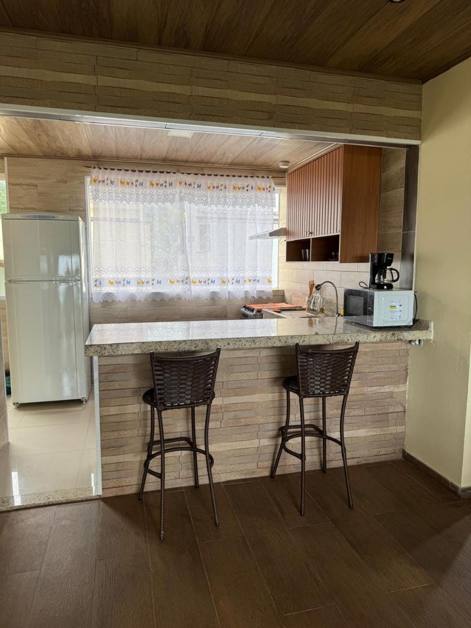 Kitchen or kitchenette, Living room
