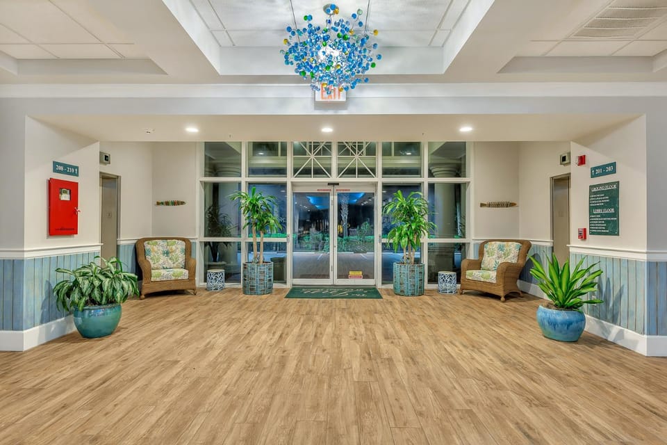 The Inn At Crystal Beach #108b Apartment in Destin