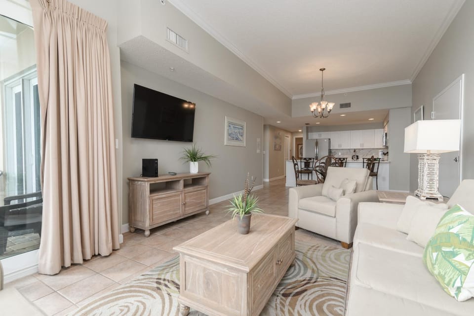 The Inn At Crystal Beach #108b Apartment in Destin