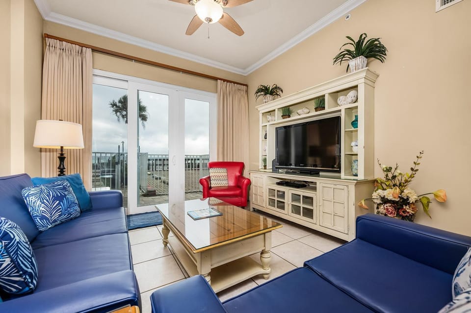 The Inn At Crystal Beach #110b Apartment in Destin