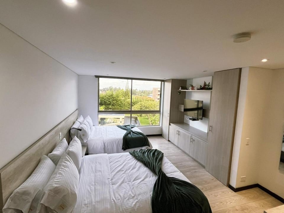 Private 1BR 2Bed AC Suite | Llanogrande Airport Apartment in Antioquia