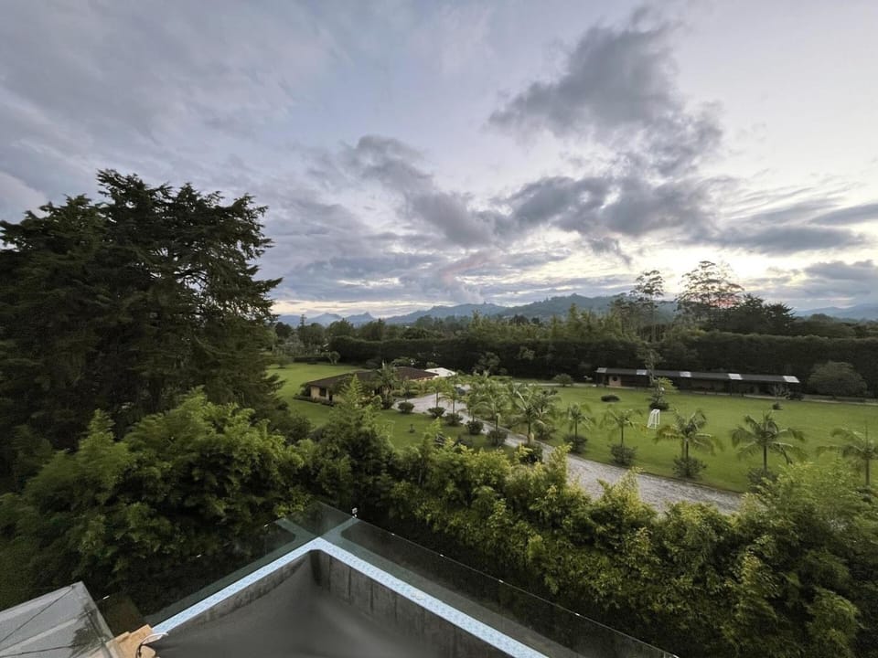 Private 1BR 2Bed AC Suite | Llanogrande Airport Apartment in Antioquia