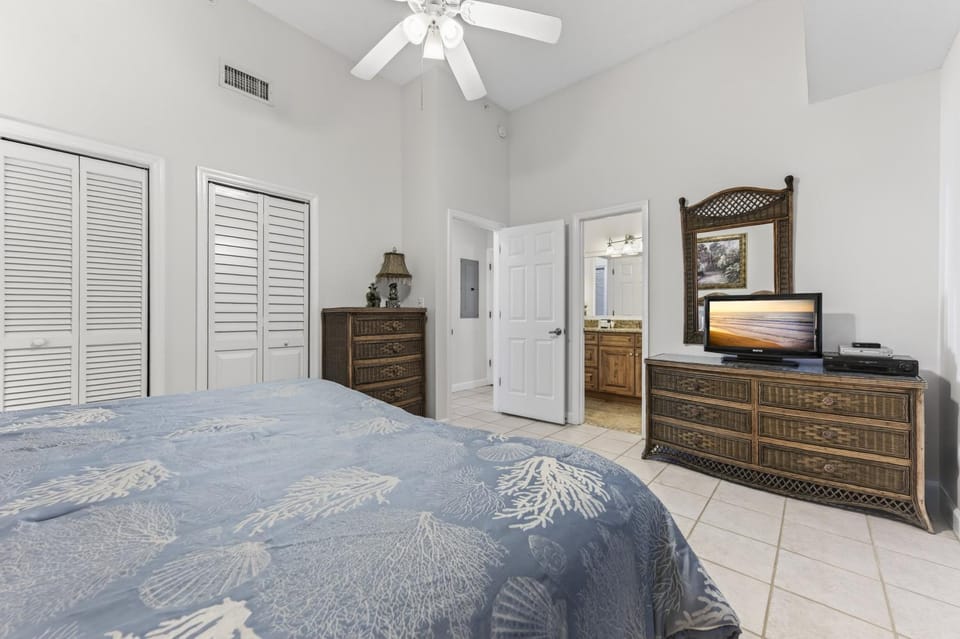 The Inn At Crystal Beach #203b Apartment in Destin