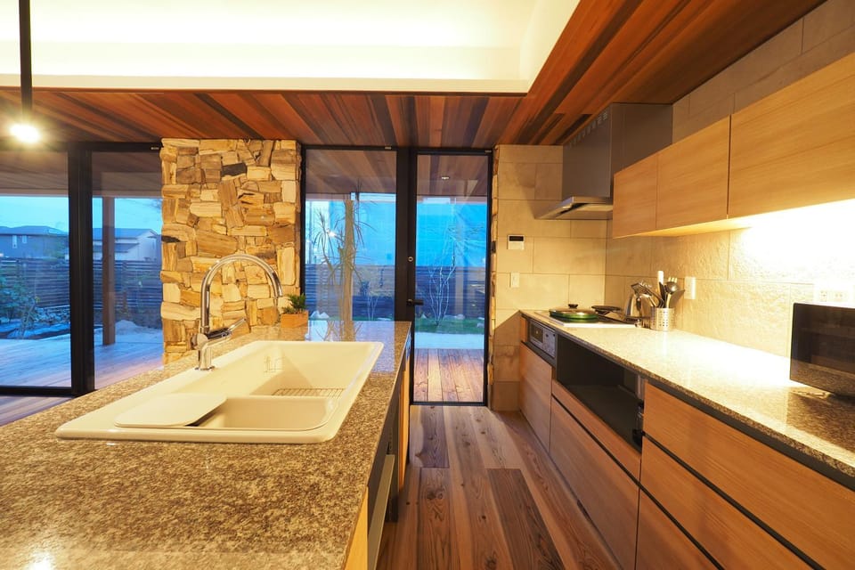 Kitchen or kitchenette, kitchen