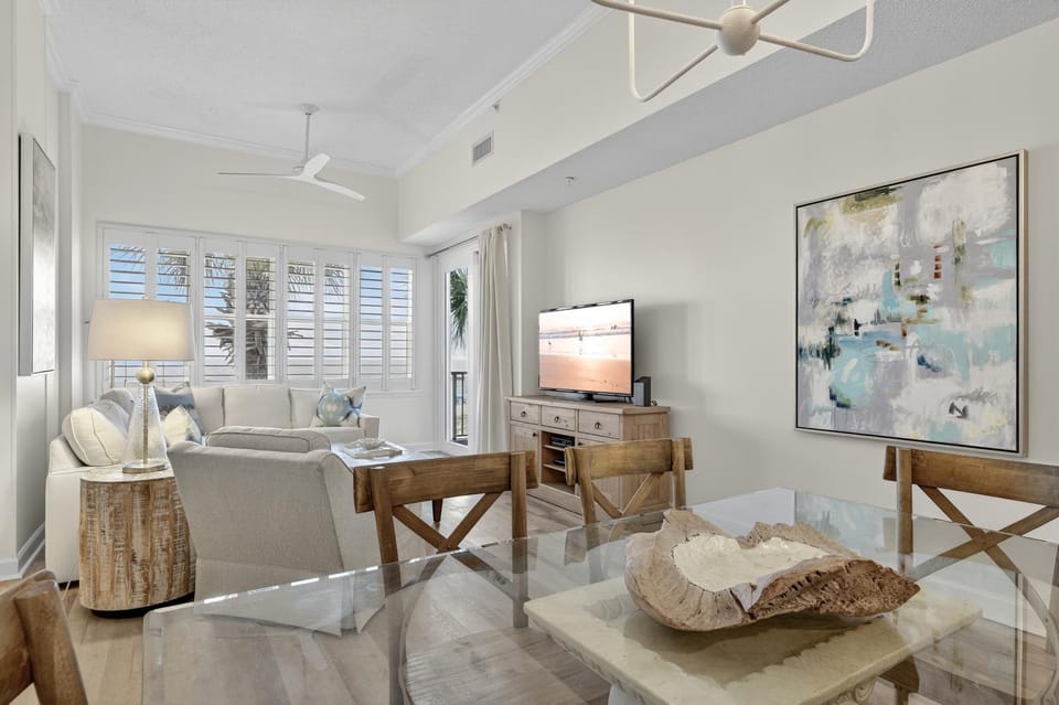 The Inn At Crystal Beach #208b Apartment in Destin