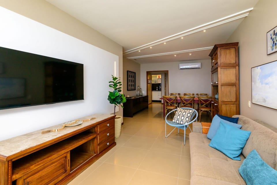High-End Beachfront Apartment | LC 4700/1020 Apartment in Rio de Janeiro
