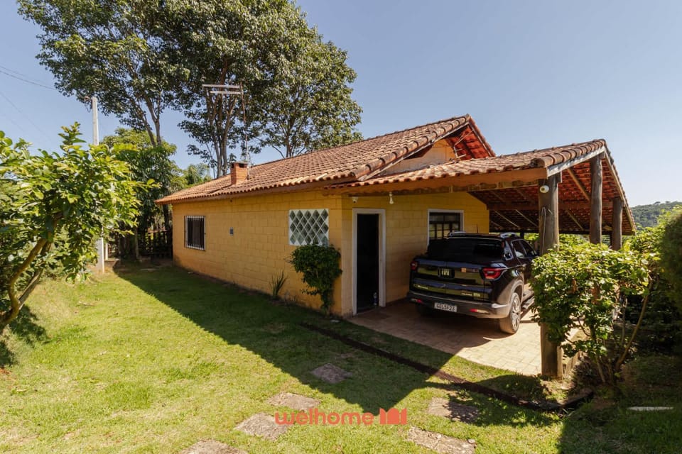 Casa em Igarata com Acesso ao Lago e Piscina House in State of São Paulo