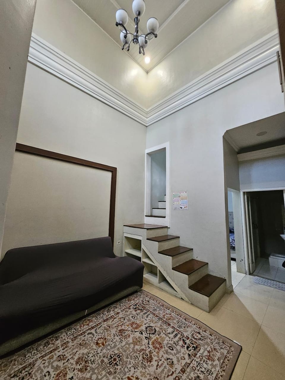 Witte Huis Cirendeu House in South Jakarta City