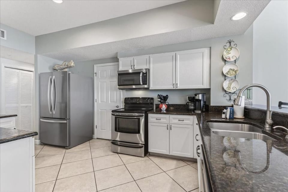 The Inn At Crystal Beach #210a Apartment in Destin