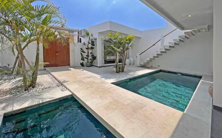 2 bedroom pool villa pererenan tumbak bayuh Villa in North Kuta