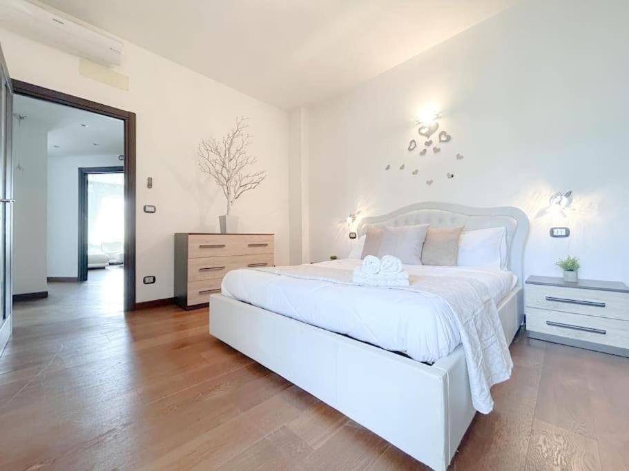 Elegante appartamento - Aeroporto - Porto - WiFi - Casa Gelsomino Apartment in Genoa