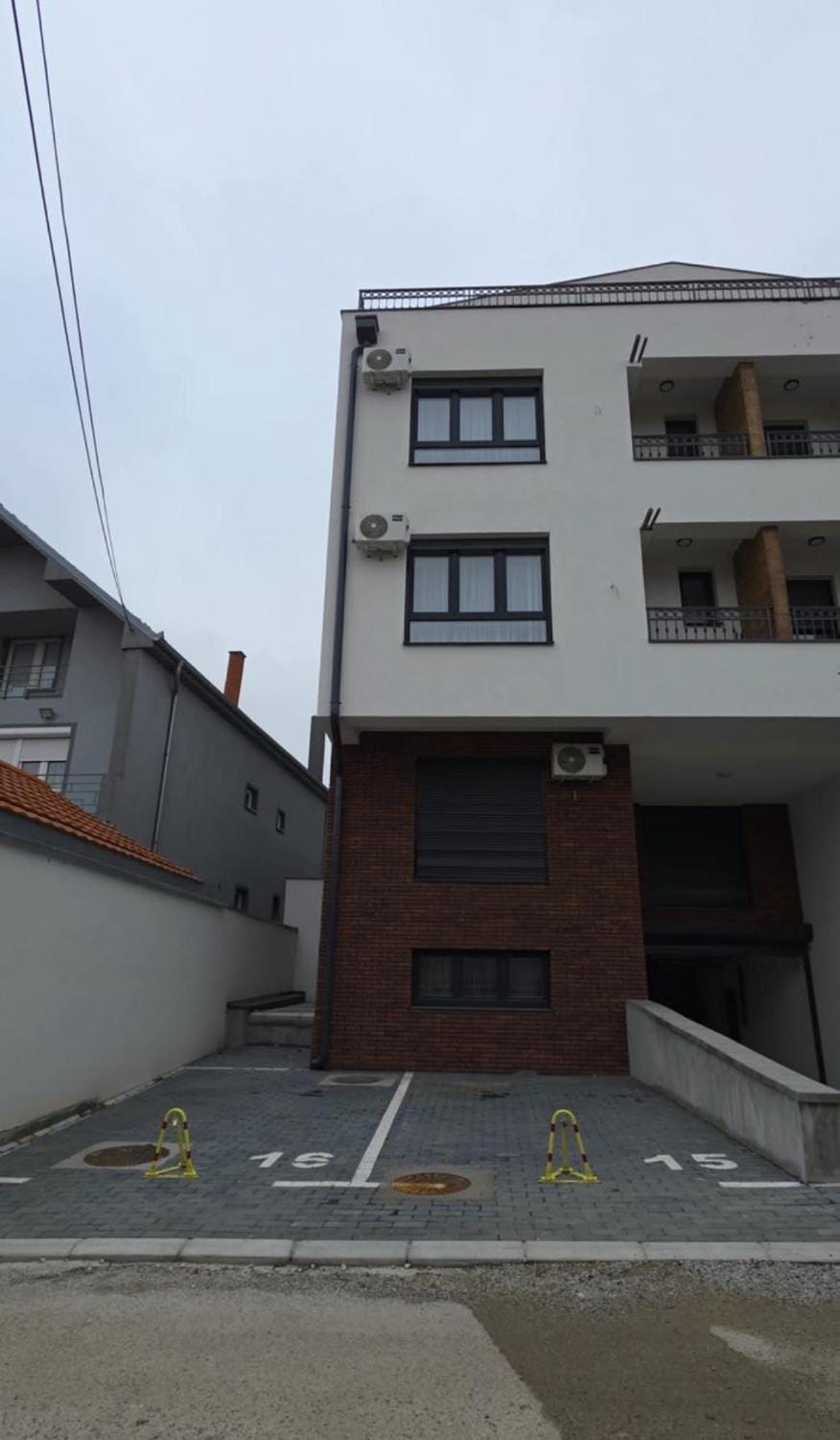 Property building, Parking