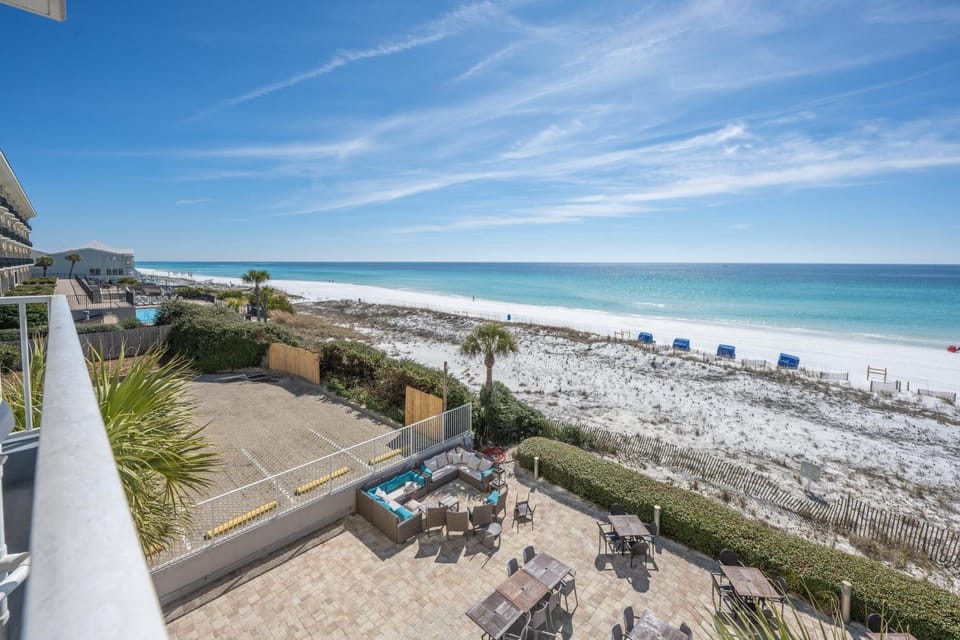 The Inn At Crystal Beach #303 Apartment in Destin
