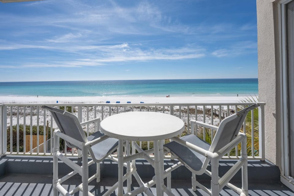 The Inn At Crystal Beach #303 Apartment in Destin