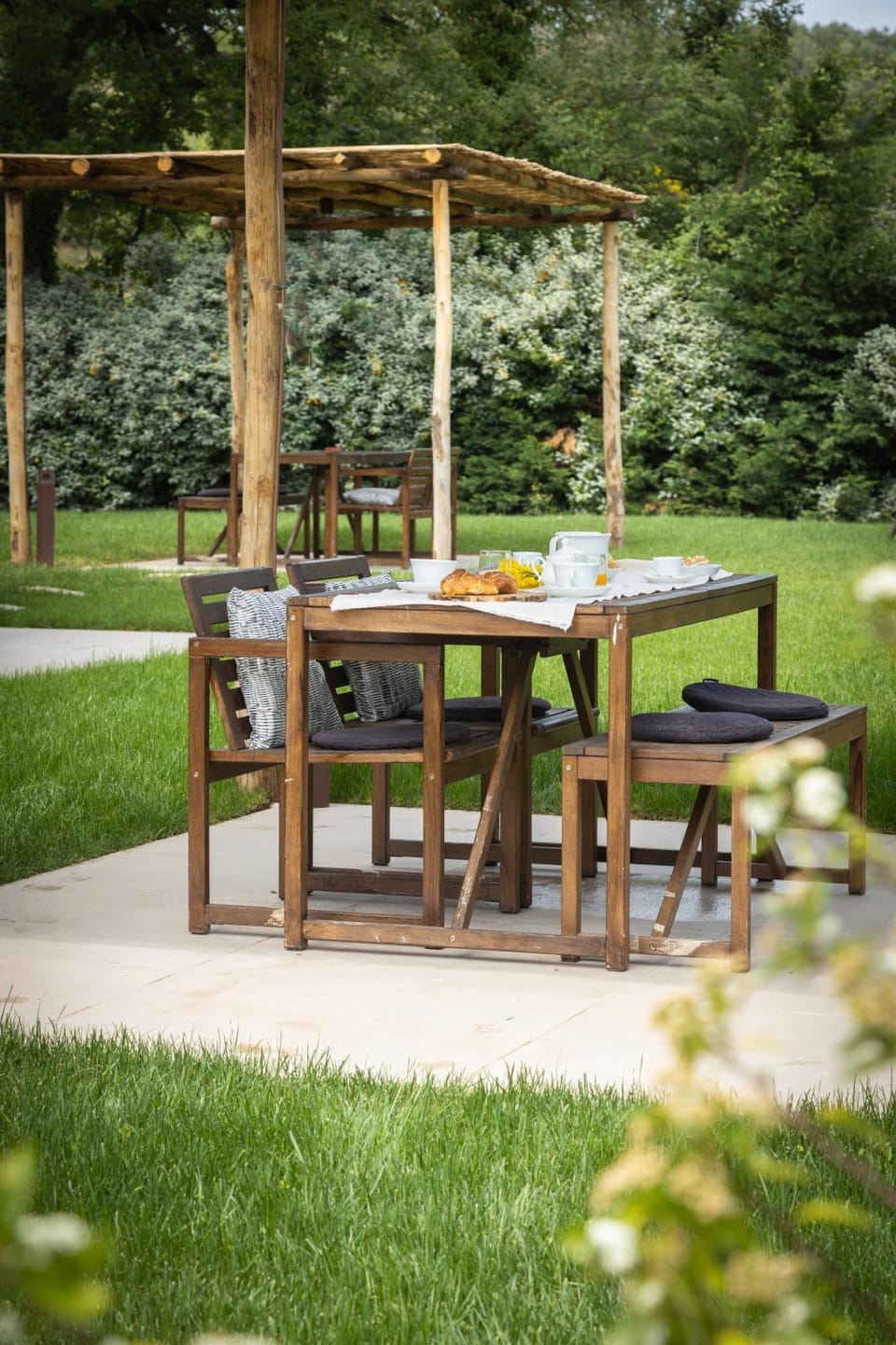 Garden, Dining area, Garden view