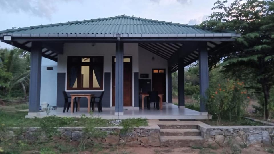 Wild Night Hostel Sigiriya Hostel in Dambulla