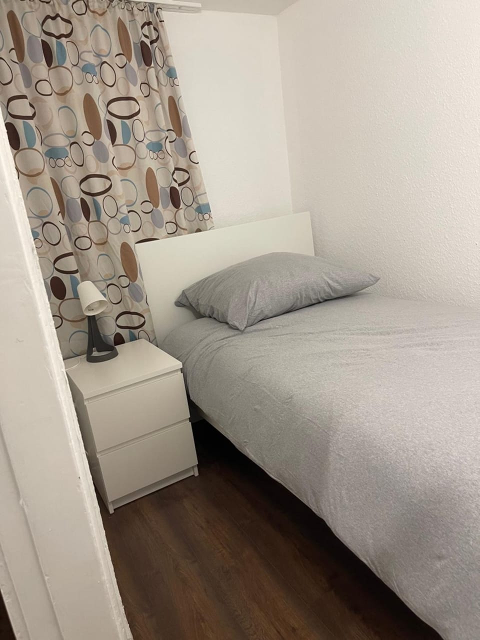 Haus zum Bacchus Privatezimmer near Bahnhof Römisches Theater Mainz Vacation rental in Mainz