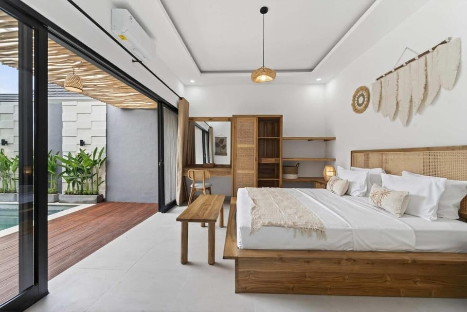 Nara V11 2BR Escape in the Heart of Seminyak Villa in Kuta