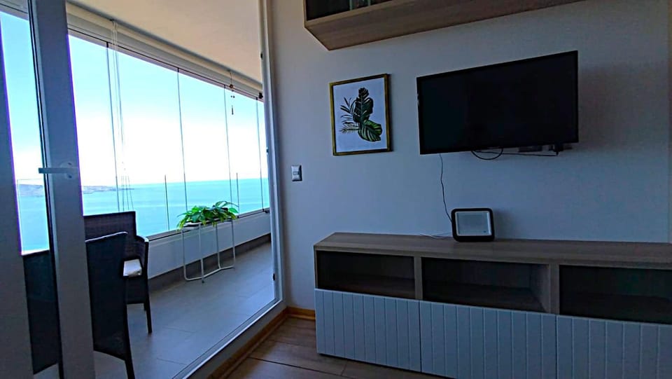 Vista al mar Reñaca Valparaiso y piscina temperada Apartment in Vina del Mar
