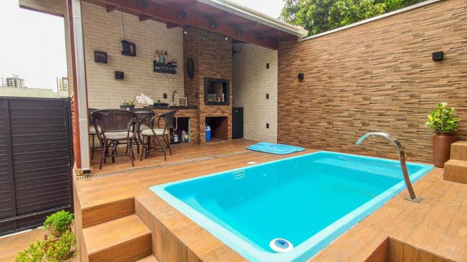 Lounge or bar, Pool view, Swimming pool