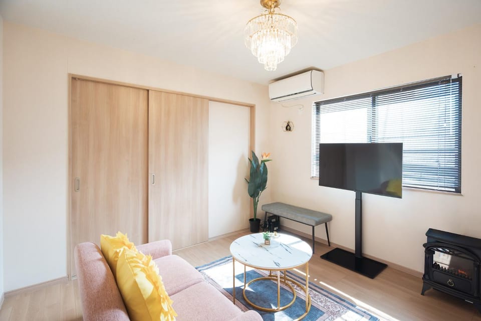 Parasol Nodahashin Apartment in Osaka
